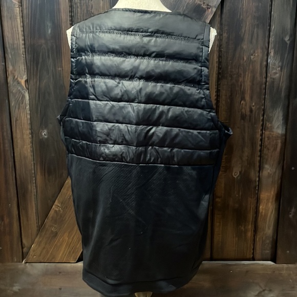 Nike Golf aeroloft black vest - Picture 5 of 12